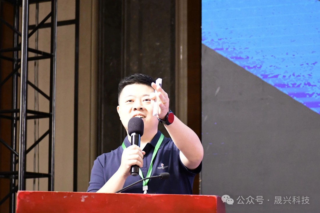 养鸡设备